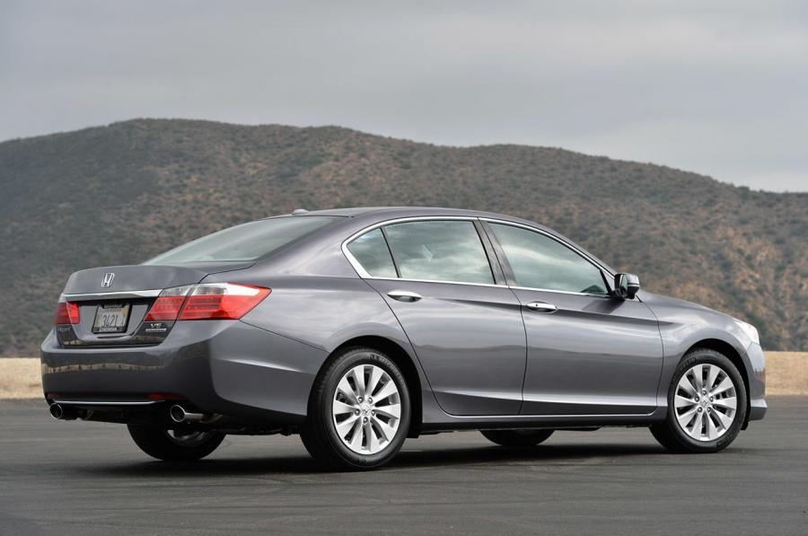  Honda Accord V6 Touring 2014 года  (фото 3 из 42)